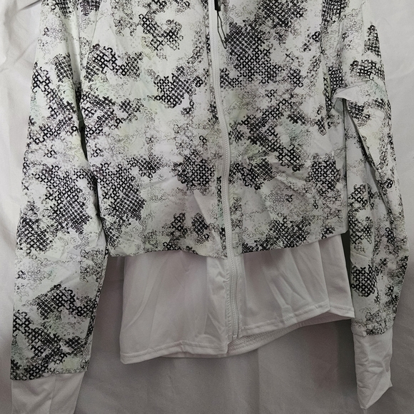Spyder Women's Black and White Snow Jacket - Picture 1 of 4